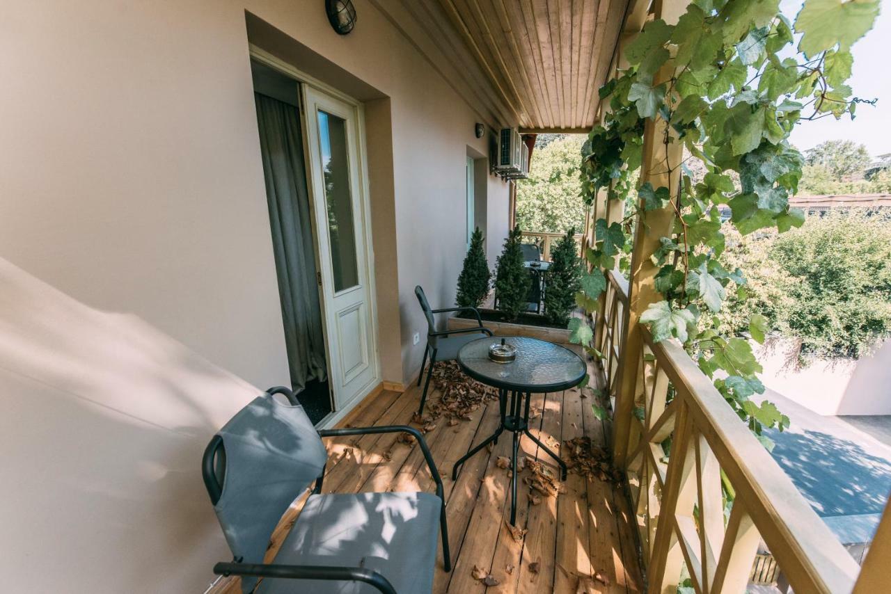 Atoneli Apartment Hotel Tiflis Exterior foto